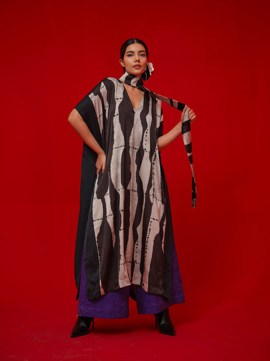 Discover Kaftaan Set