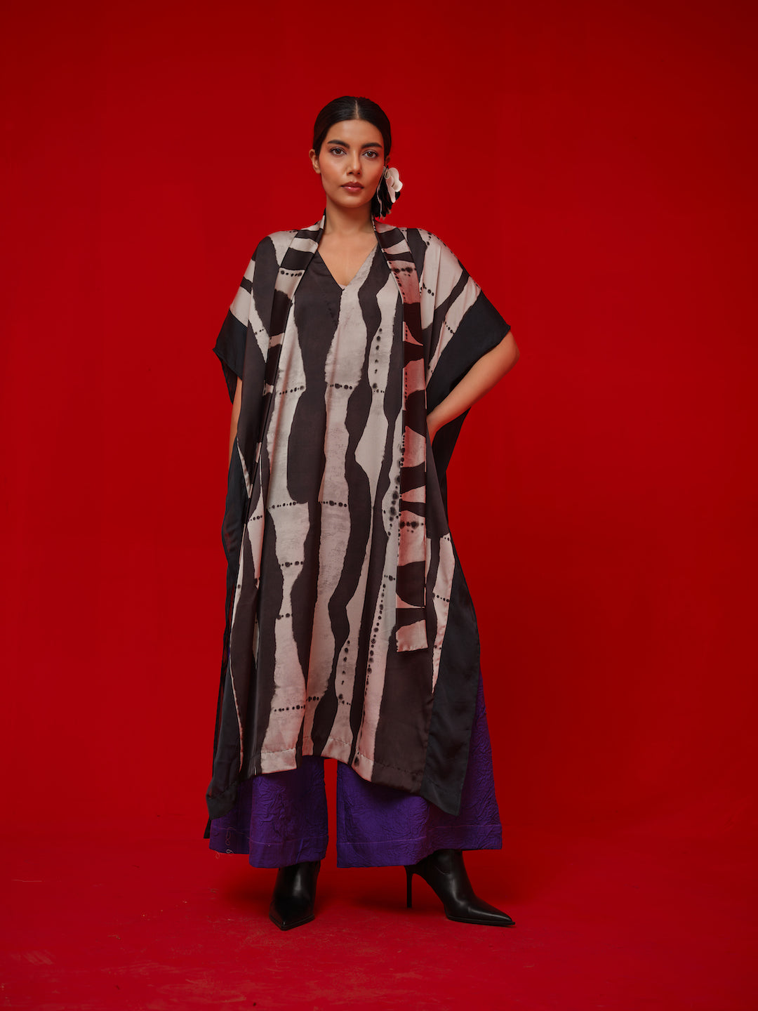 Discover Kaftaan Set