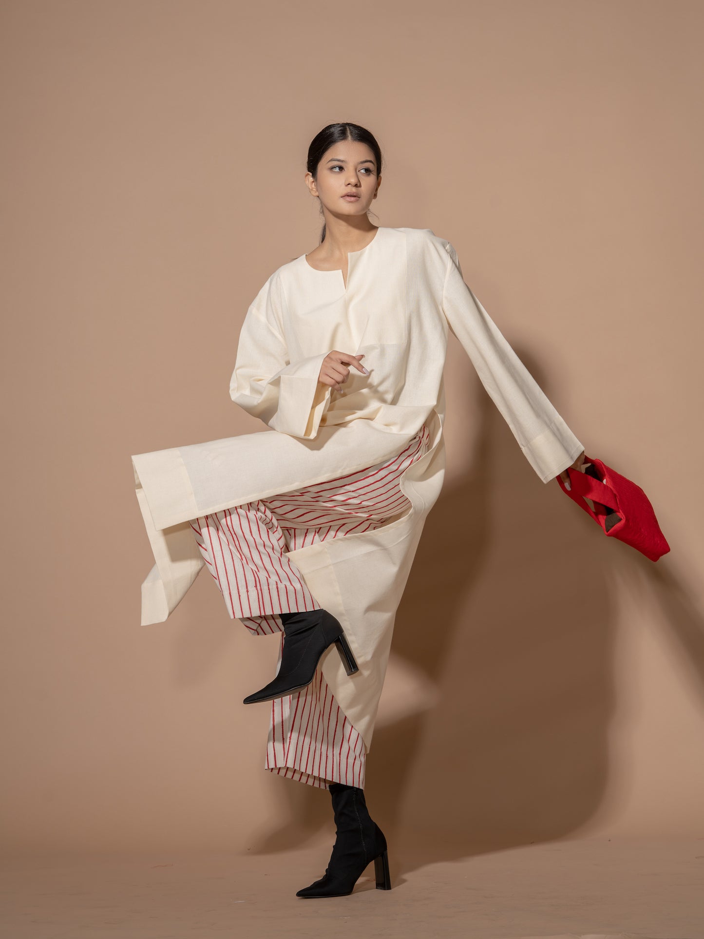 CLOVE PANTS